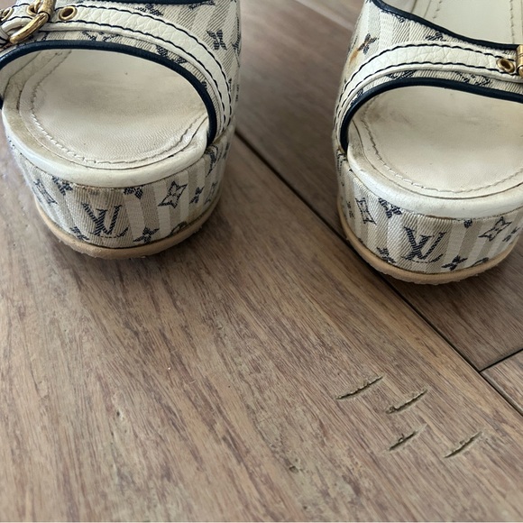 Louis Vuitton Cream Monogram Print Wedges - Picture 4 of 9